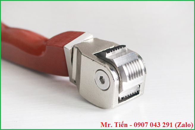 BGD502 Biuged sử dụng cán gỗ chắc chắn, dao cắt 8 cạnh, đầu giữ dao có thể xoay được